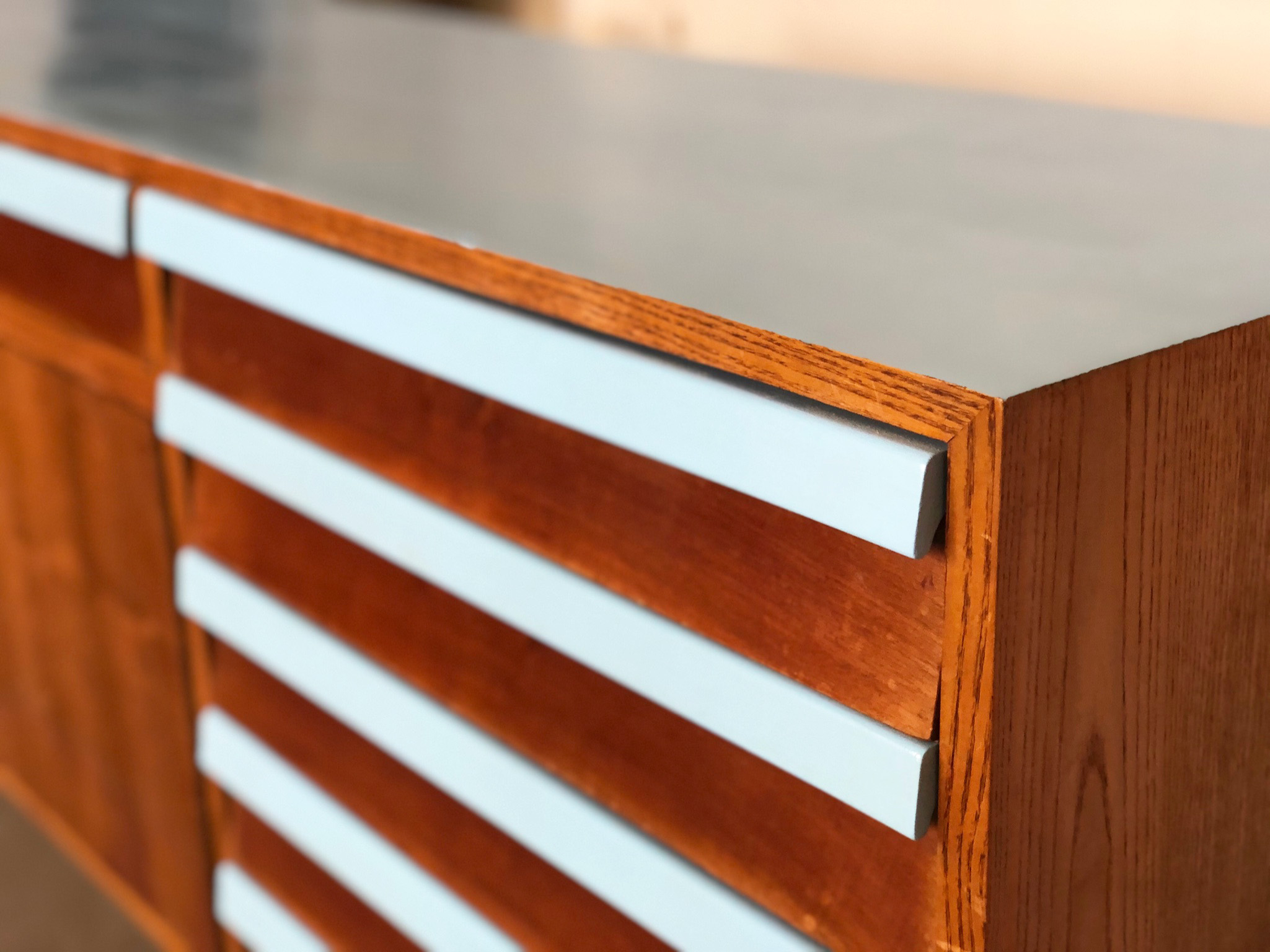Komoda teak pastel blue 2